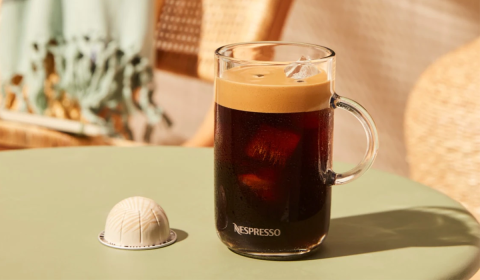 TROPICAL COCONUT FLAVOUR OVER ICE COLADA