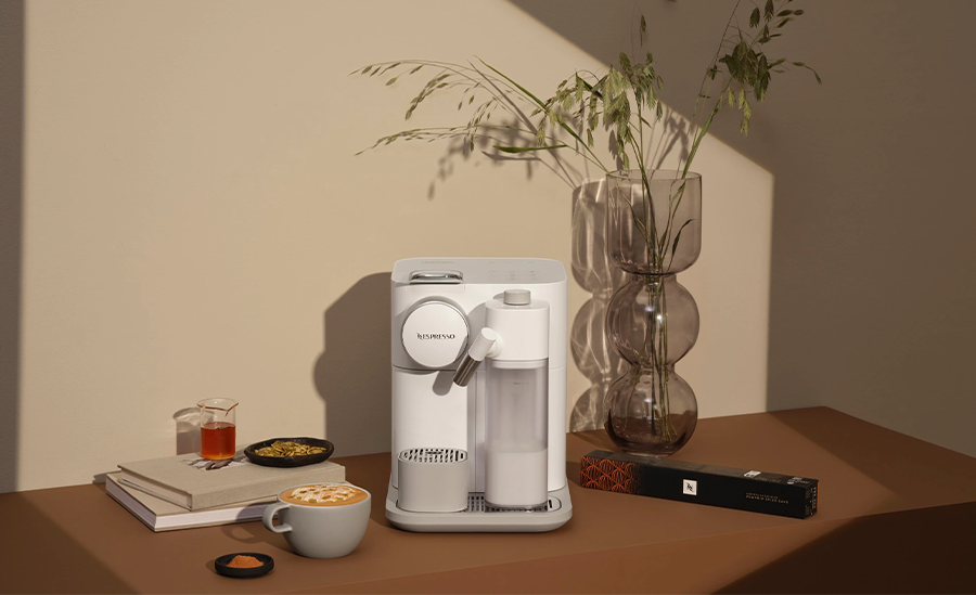 PUMPKIN SPICE CAKE MAPLE CAPPUCCINO