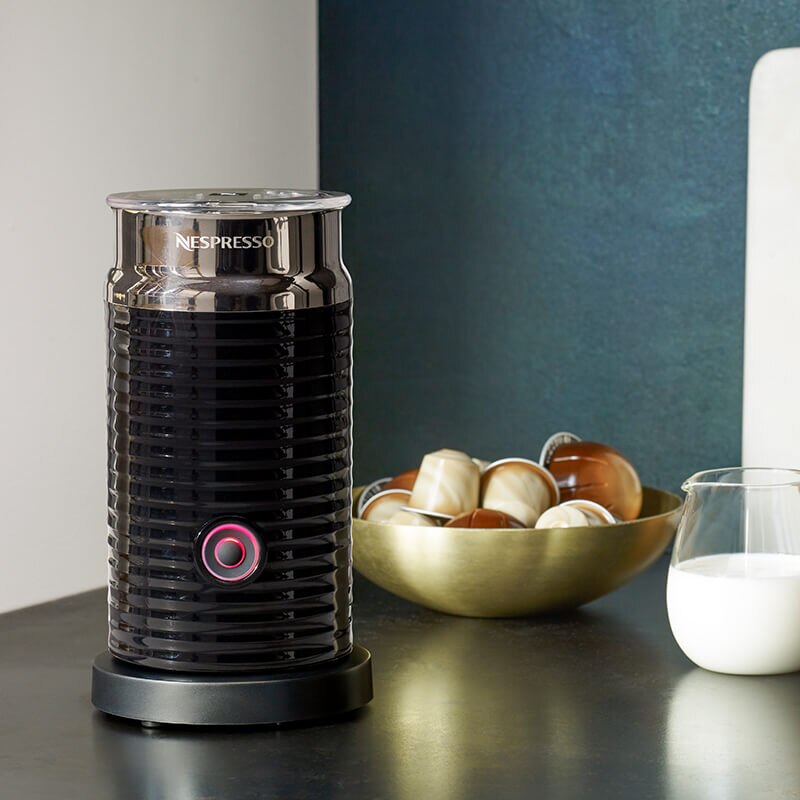 Nespresso Aeroccino 3 Black milk frother