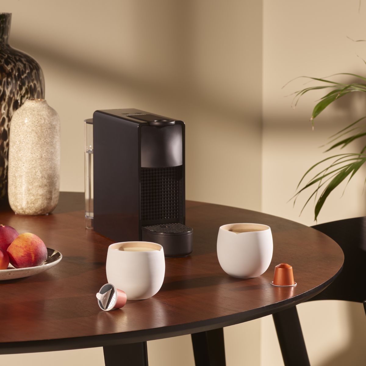 Cafeteira com cápsulas espresso Essenza Mini da Nespresso