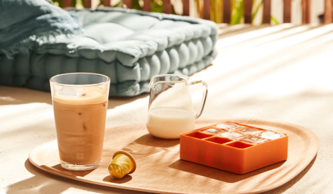 Liminha Over Ice Refresher | Recipes | Nespresso Lebanon