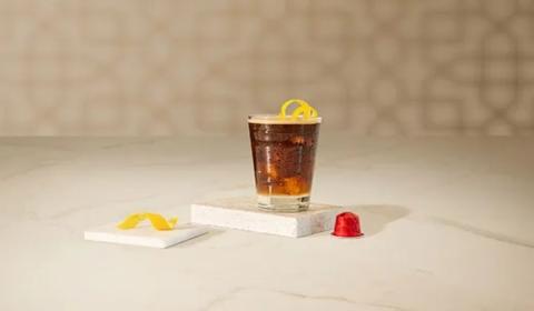 قهوة مثلجة بالليمون